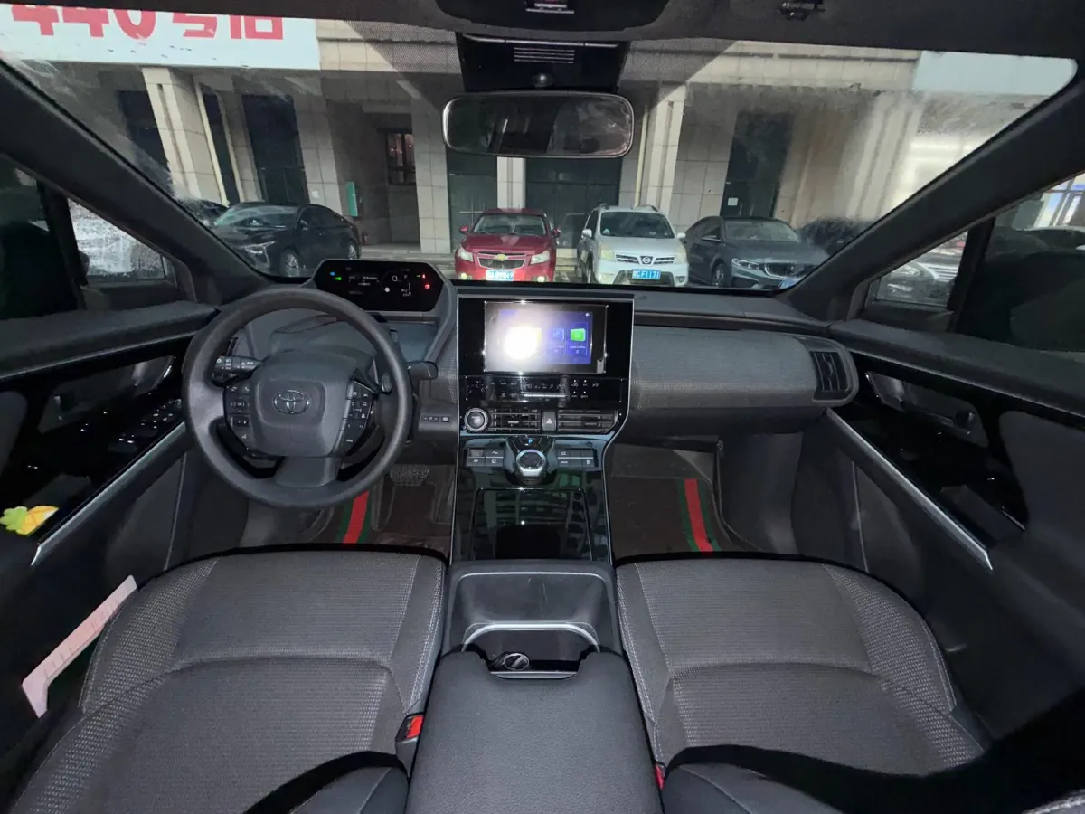 2022 Toyota bZ4X BEV 66.7KWH,autocango,china used car exporter,china ev exporter,chinese used car exporter,chinese used ev exporter