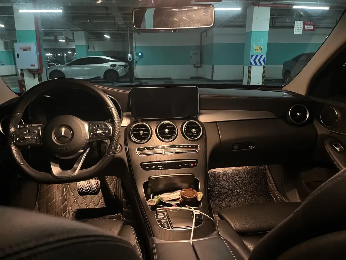 2021 Mercedes-Benz C Class 1.5T 156HP L4 9AT,autocango,china used car exporter,china ev exporter,chinese used car exporter,chinese used ev exporter