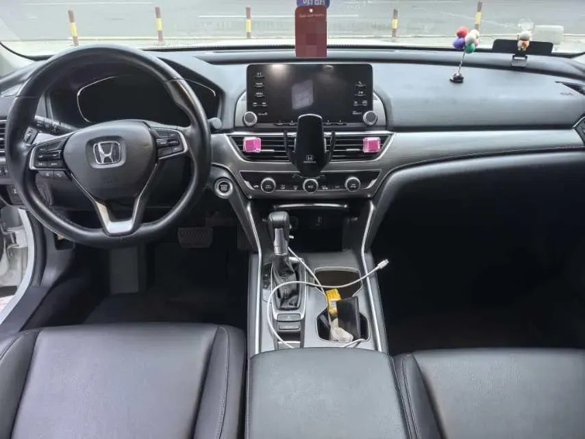 2018 Honda Accord 1.5T 194HP L4 CVT,autocango,china used car exporter,china ev exporter,chinese used car exporter,chinese used ev exporter