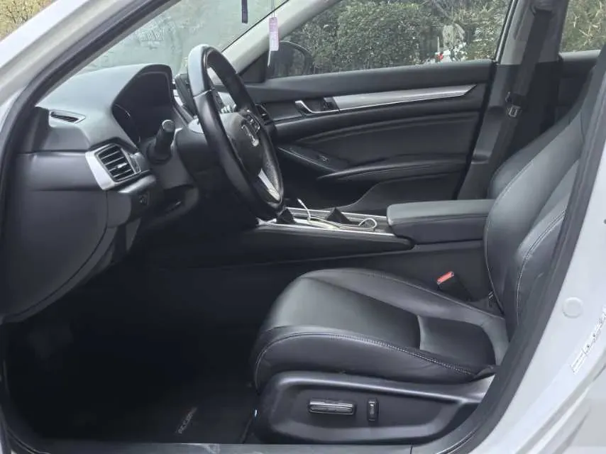 2018 Honda Accord 1.5T 194HP L4 CVT,autocango,china used car exporter,china ev exporter,chinese used car exporter,chinese used ev exporter