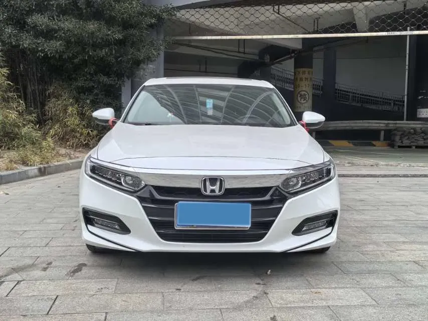 2018 Honda Accord 1.5T 194HP L4 CVT,autocango,china used car exporter,china ev exporter,chinese used car exporter,chinese used ev exporter