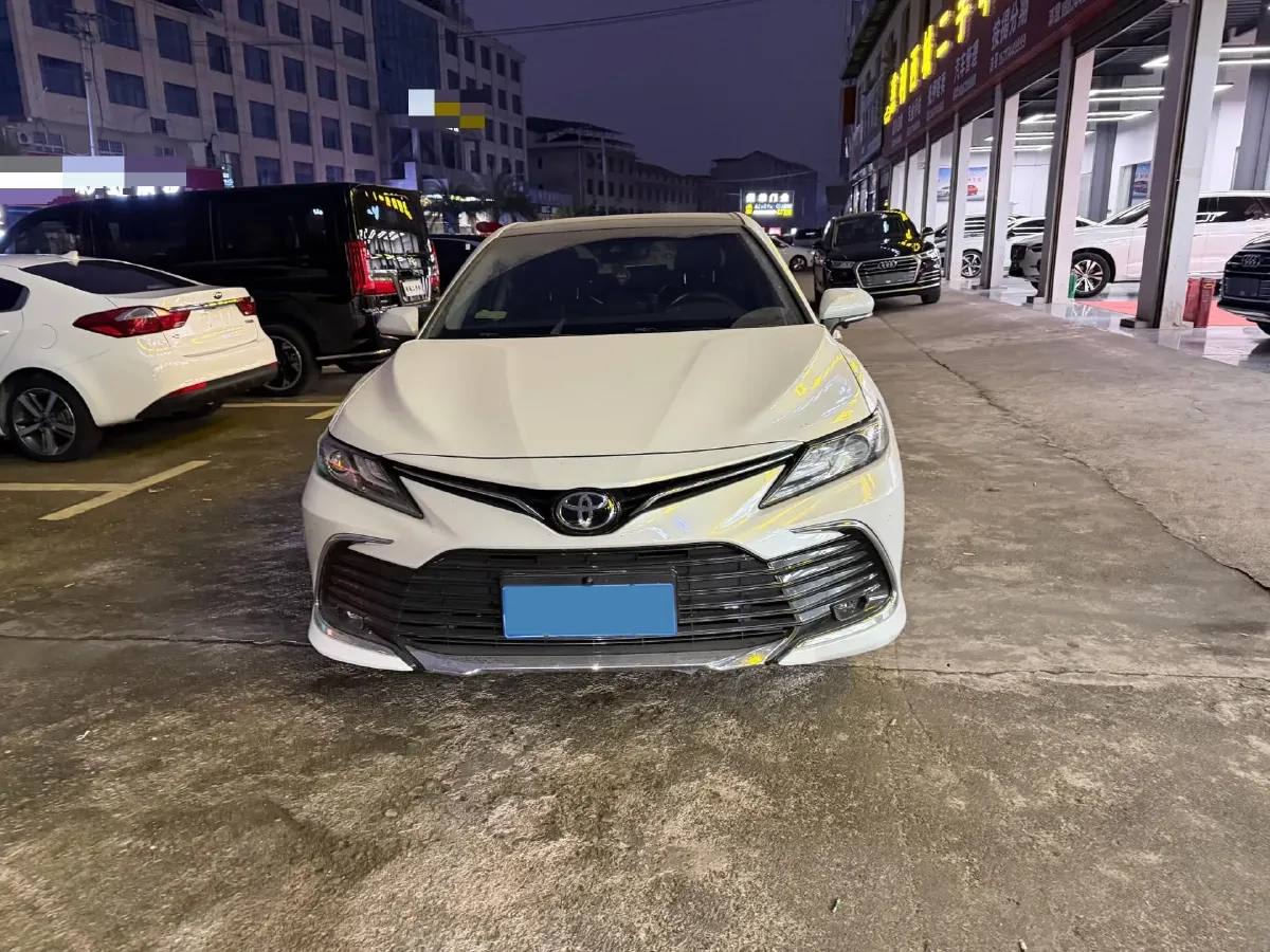 2021 Toyota Camry 2.5L 209HP L4 8AT,autocango,china used car exporter,china ev exporter,chinese used car exporter,chinese used ev exporter