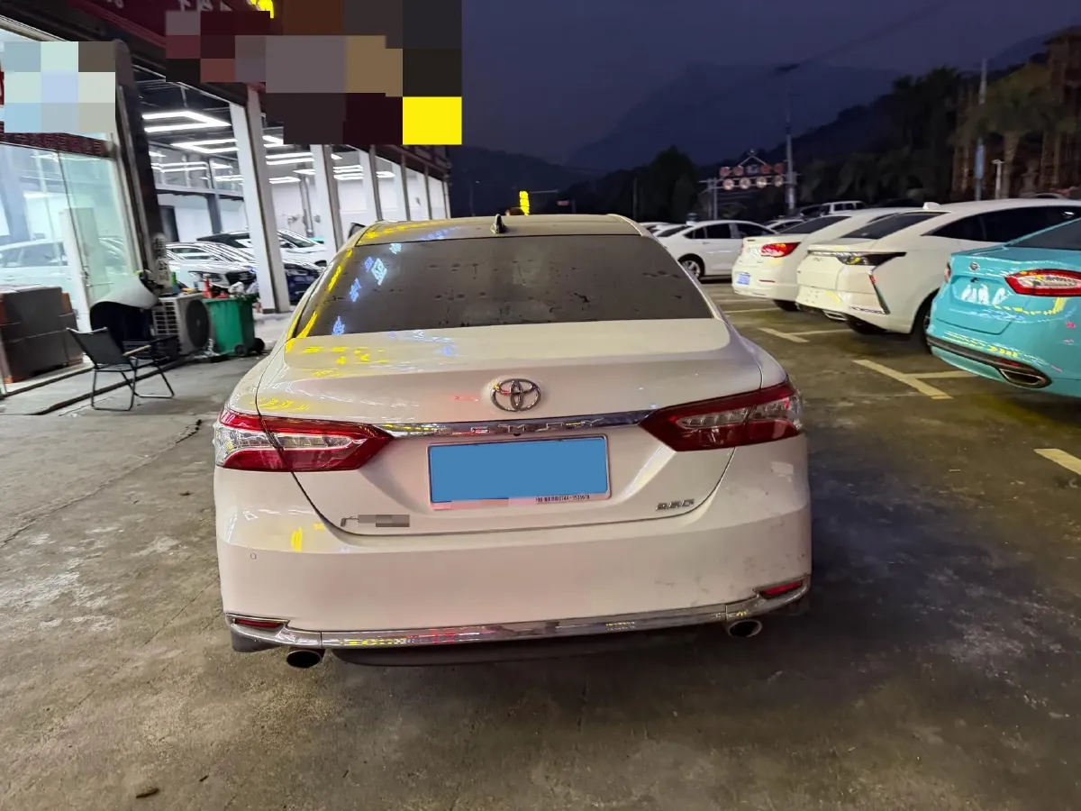 2021 Toyota Camry 2.5L 209HP L4 8AT,autocango,china used car exporter,china ev exporter,chinese used car exporter,chinese used ev exporter