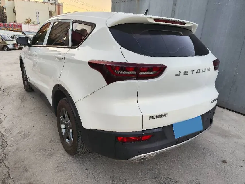 2020 Jetour X70M 1.5T 156HP L4 6MT,autocango,china used car exporter,china ev exporter,chinese used car exporter,chinese used ev exporter