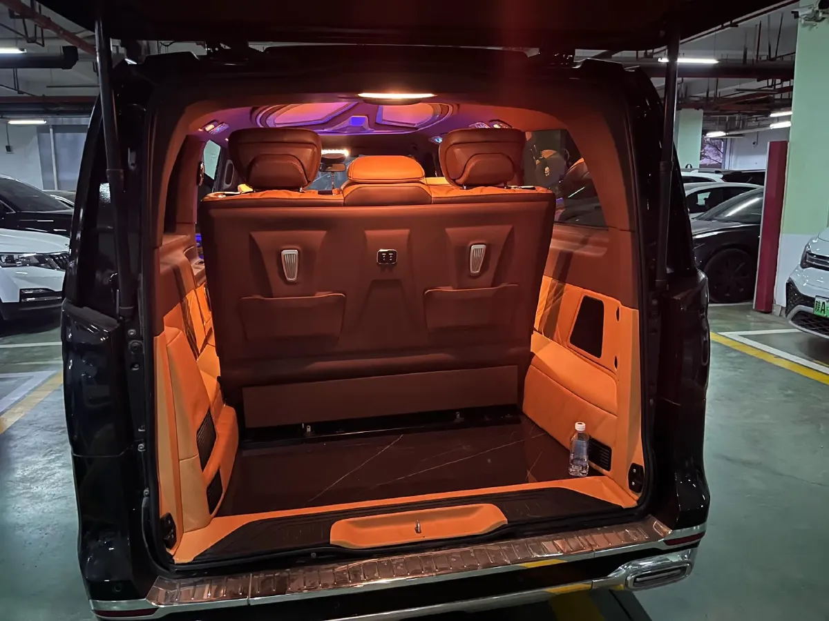 2023 Mercedes-Benz Vito 2.0T 211HP L4 9AT,autocango,china used car exporter,china ev exporter,chinese used car exporter,chinese used ev exporter