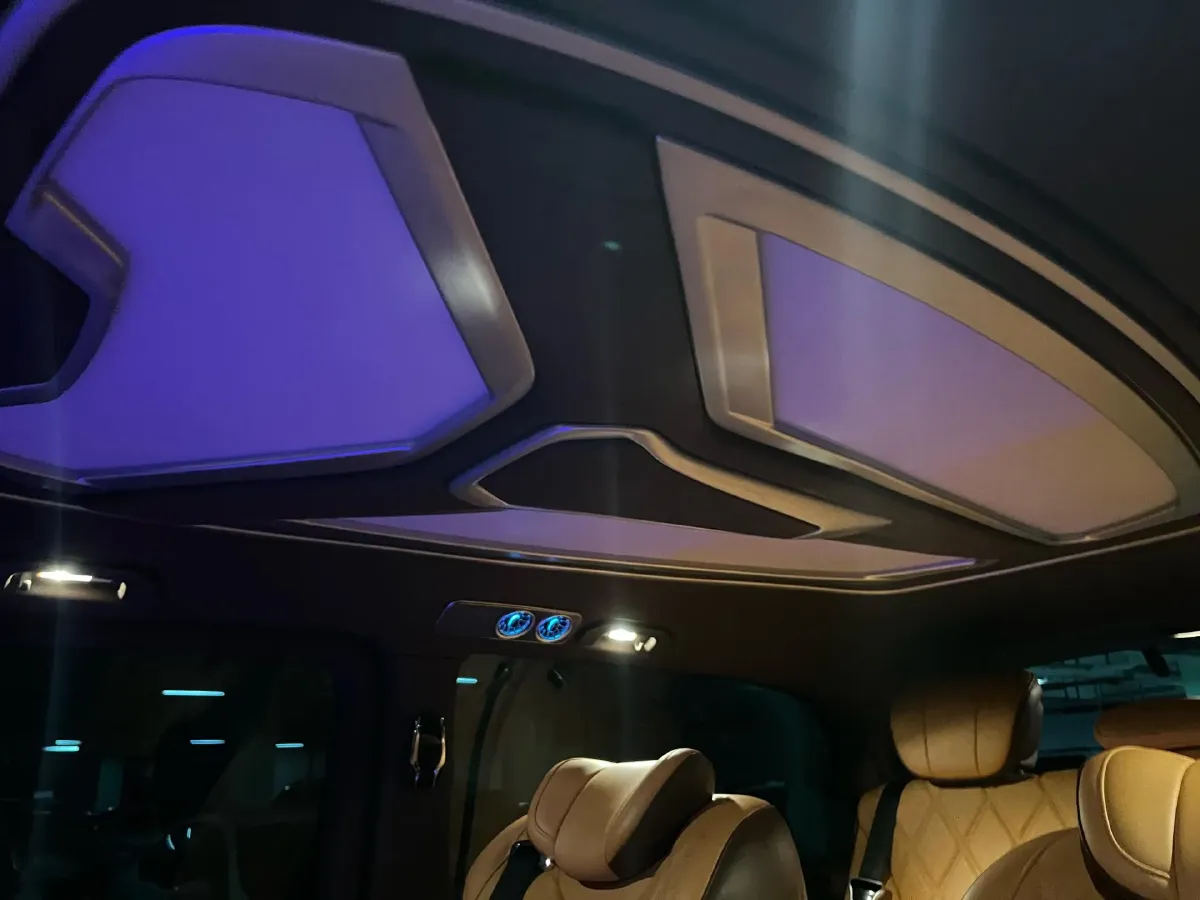 2023 Mercedes-Benz Vito 2.0T 211HP L4 9AT,autocango,china used car exporter,china ev exporter,chinese used car exporter,chinese used ev exporter