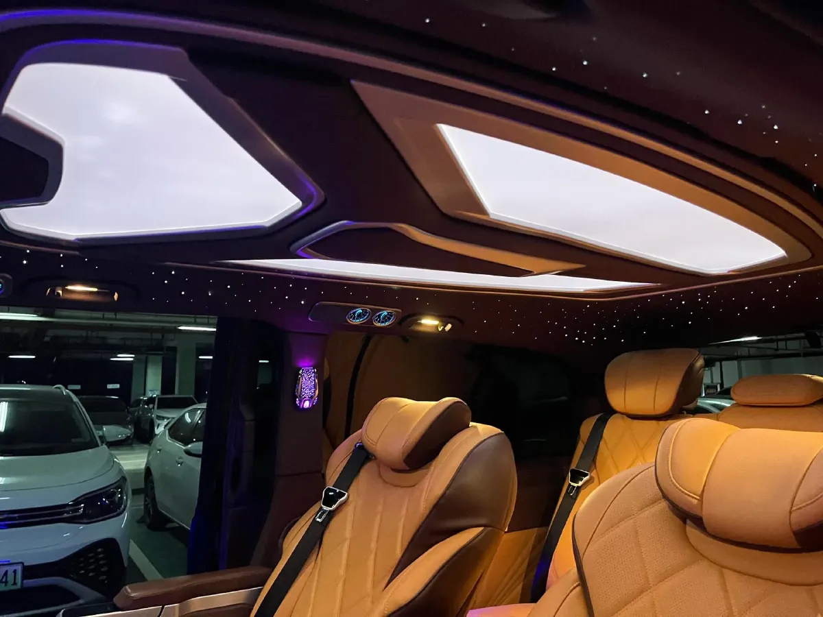 2023 Mercedes-Benz Vito 2.0T 211HP L4 9AT,autocango,china used car exporter,china ev exporter,chinese used car exporter,chinese used ev exporter