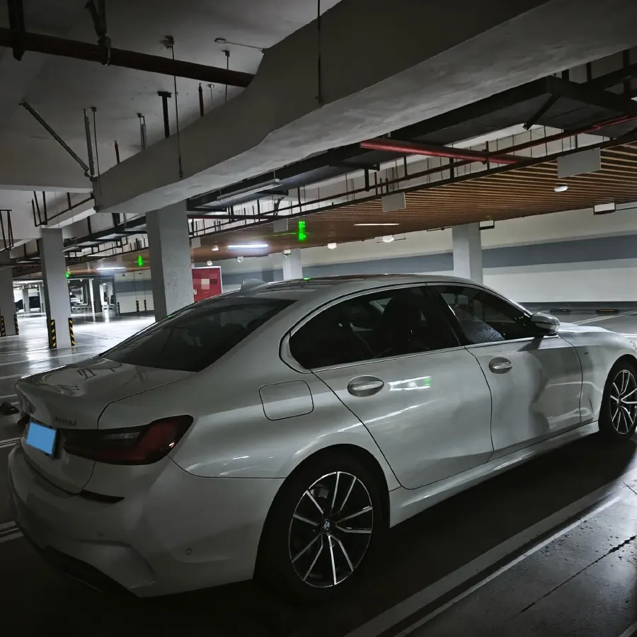 2021 BMW 3 Series 2.0T 184HP L4 8AT,autocango,china used car exporter,china ev exporter,chinese used car exporter,chinese used ev exporter