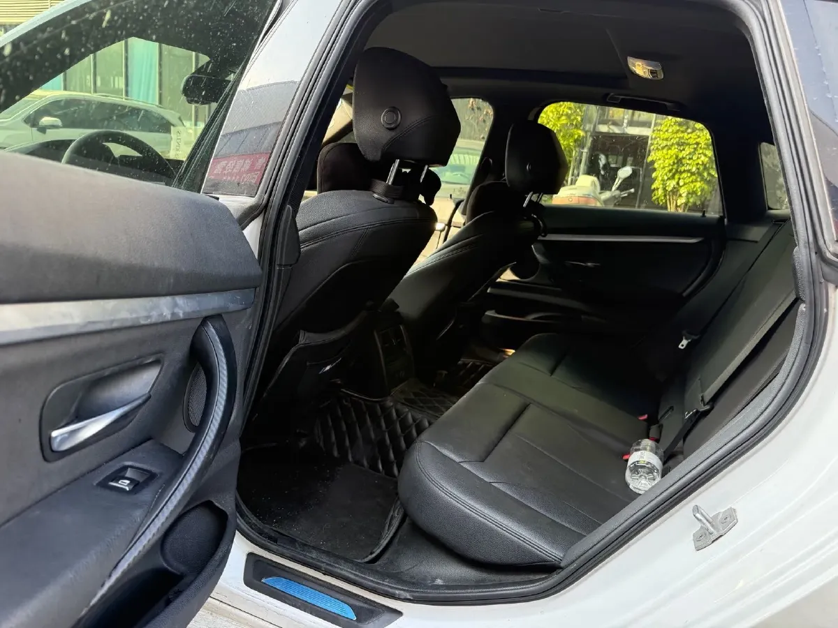 2020 BMW 3 Series GT 2.0T 184HP L4 8AT,autocango,china used car exporter,china ev exporter,chinese used car exporter,chinese used ev exporter