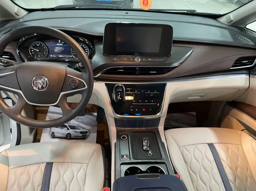 2021 Buick GL8 2.0T 237HP L4 9AT,autocango,china used car exporter,china ev exporter,chinese used car exporter,chinese used ev exporter