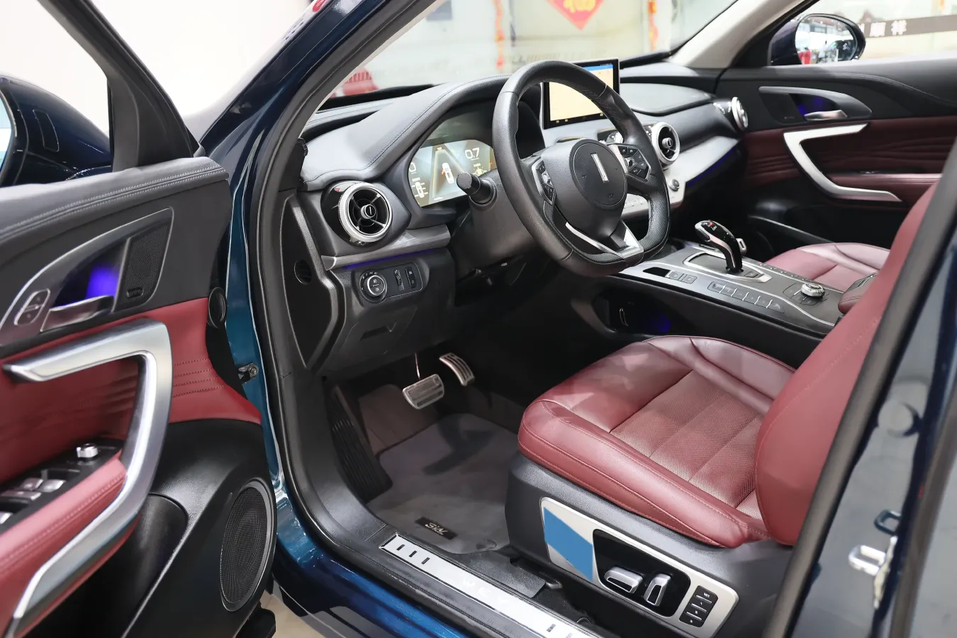 2019 WEY VV7 2.0T 227HP L4 7DCT,autocango,china used car exporter,china ev exporter,chinese used car exporter,chinese used ev exporter