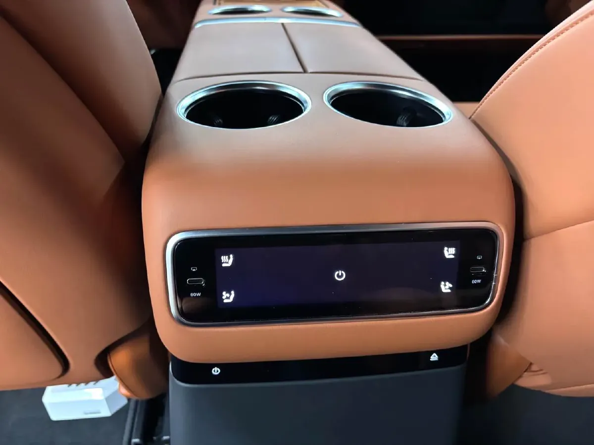 2024 Li L9 Range Extended 154HP REEV 52.3KWH,autocango,china used car exporter,china ev exporter,chinese used car exporter,chinese used ev exporter