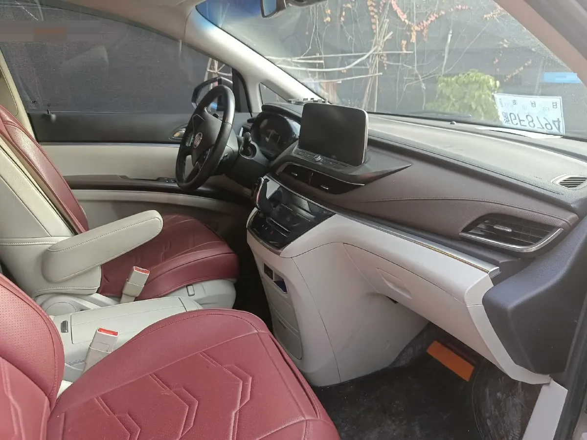 2021 Buick GL8 2.0T 237HP L4 9AT,autocango,china used car exporter,china ev exporter,chinese used car exporter,chinese used ev exporter