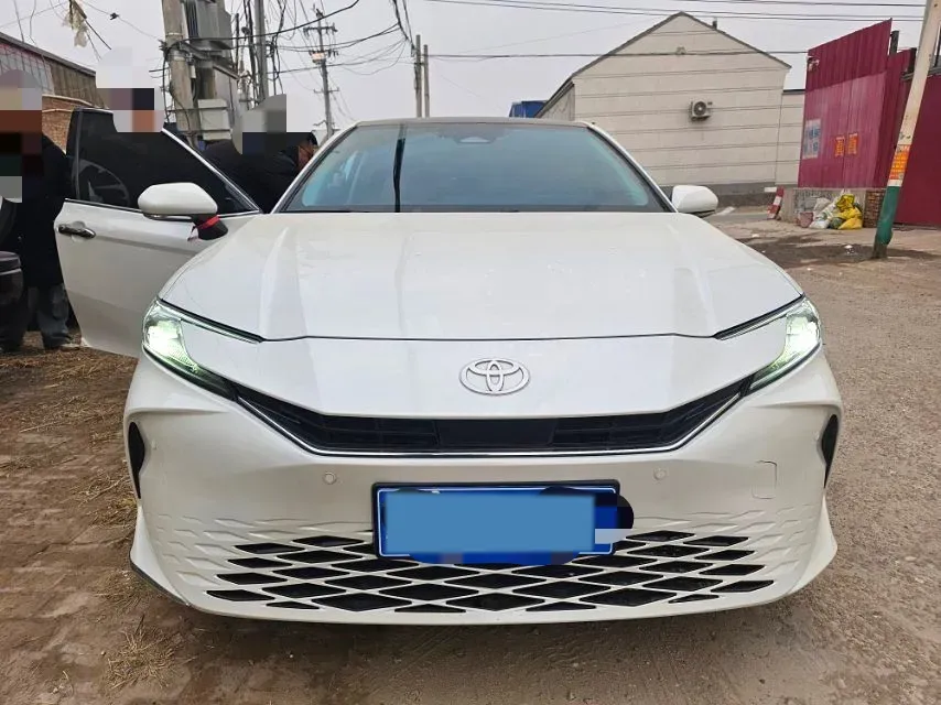 2024 Toyota Camry 2.0L 173HP L4 CVT,autocango,china used car exporter,china ev exporter,chinese used car exporter,chinese used ev exporter
