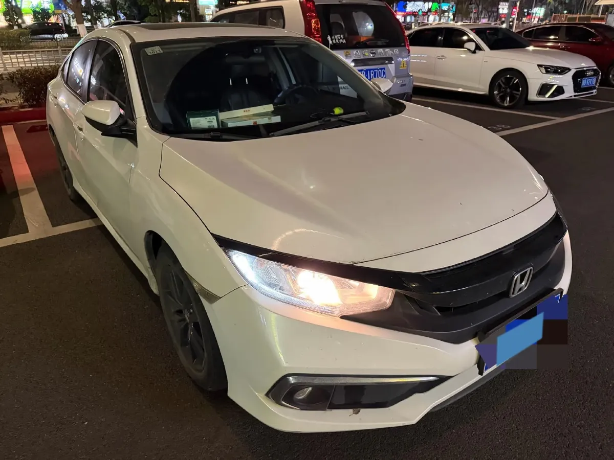 2019 Honda Civic 1.5T 177HP L4 CVT,autocango,china used car exporter,china ev exporter,chinese used car exporter,chinese used ev exporter