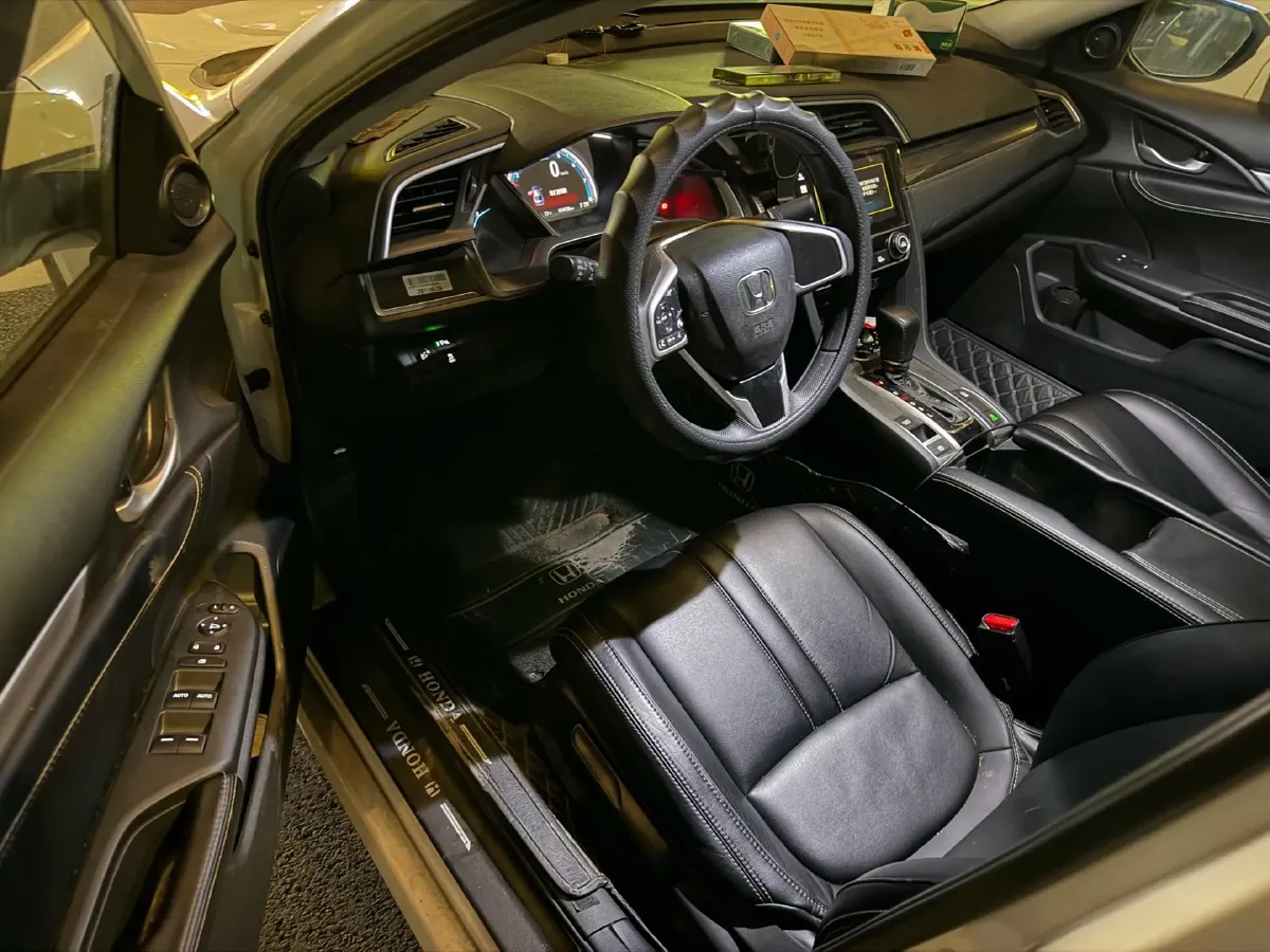 2019 Honda Civic 1.5T 177HP L4 CVT,autocango,china used car exporter,china ev exporter,chinese used car exporter,chinese used ev exporter