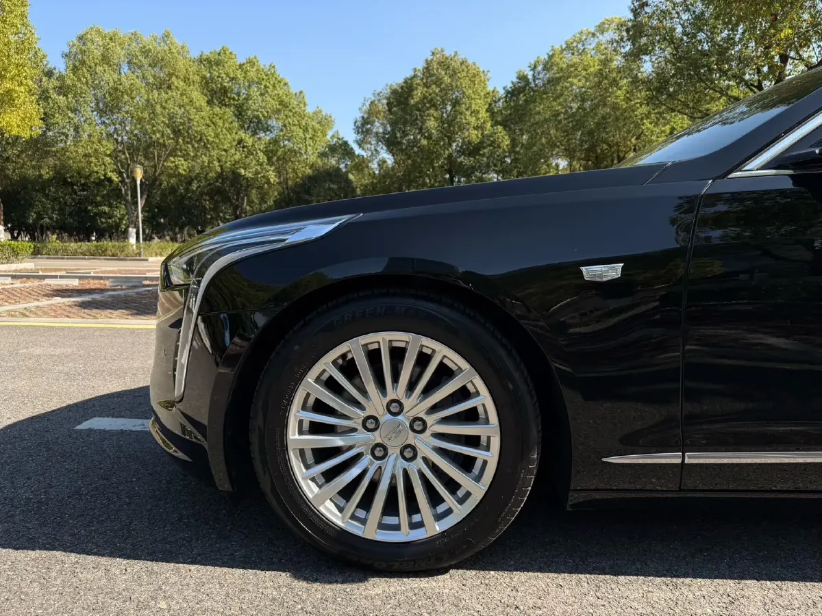 2023 Cadillac CT6 2.0T 237HP L4 10AT,autocango,china used car exporter,china ev exporter,chinese used car exporter,chinese used ev exporter