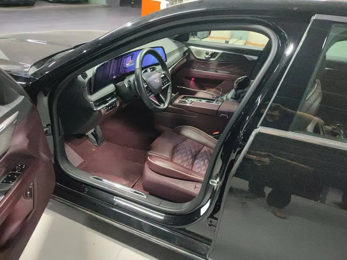 2023 Cadillac CT6 2.0T 237HP L4 10AT,autocango,china used car exporter,china ev exporter,chinese used car exporter,chinese used ev exporter
