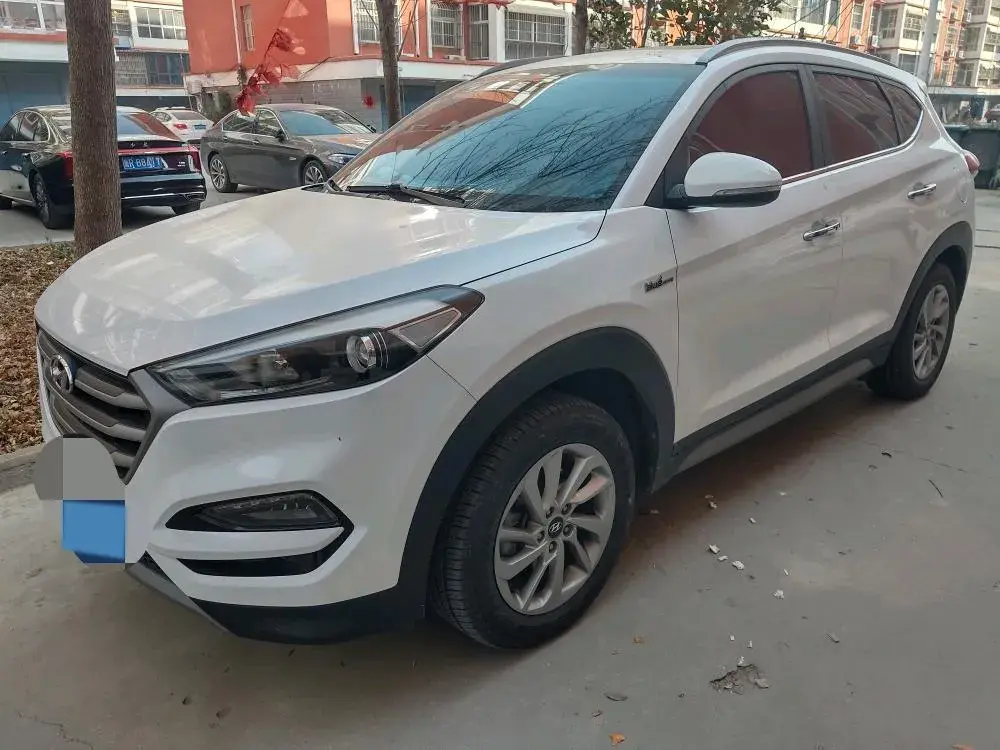 2015 Hyundai Tucson 1.6T 177HP L4 7DCT