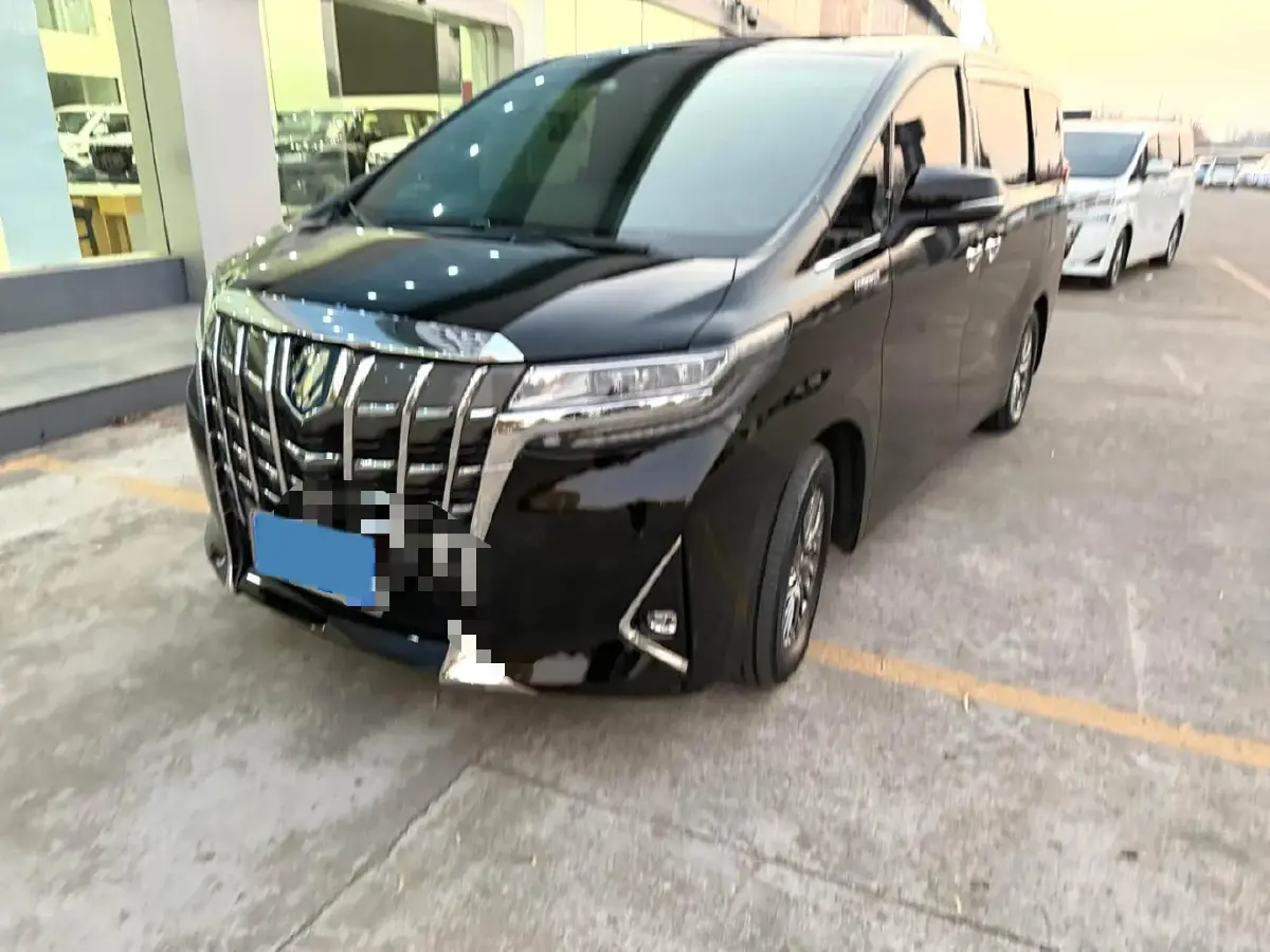 2021 Toyota Alphard 2.5L 117HP L4 E-CVT Hybrid