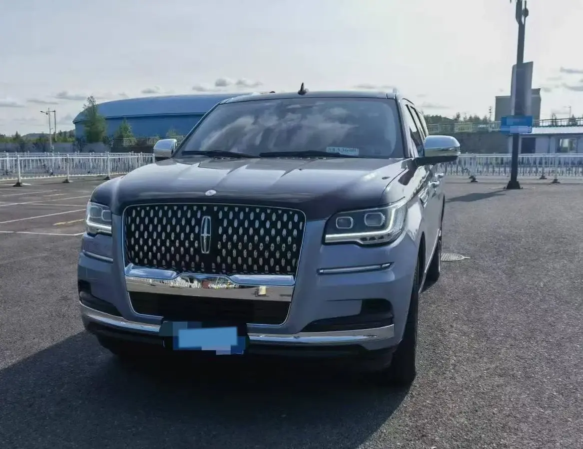 2022 Lincoln Navigator One 3.5T 415HP V6 10AT