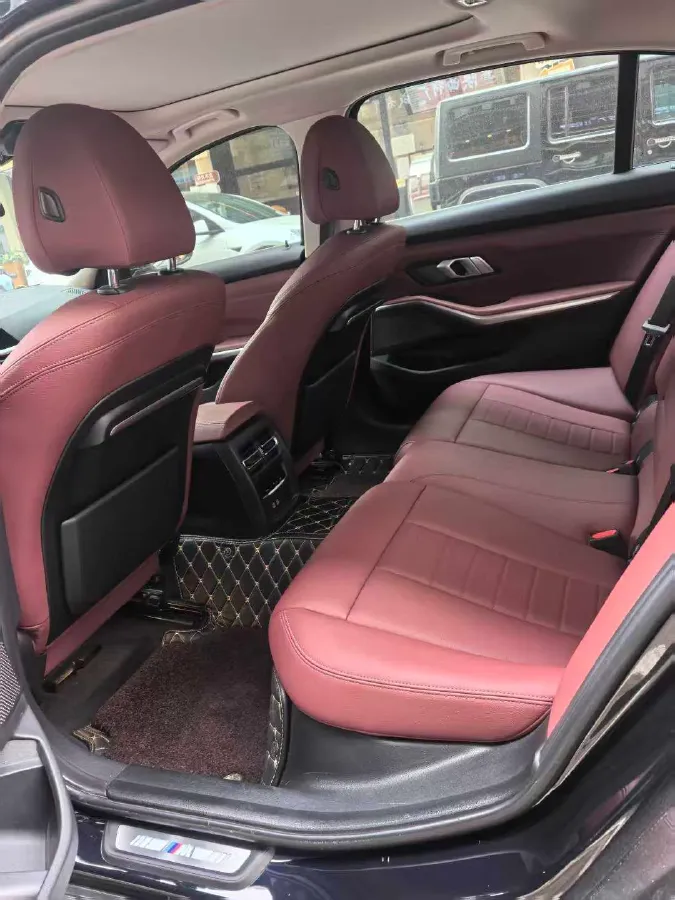 2021 BMW 3 Series 2.0T 156HP L4 8AT,autocango,china used car exporter,china ev exporter,chinese used car exporter,chinese used ev exporter