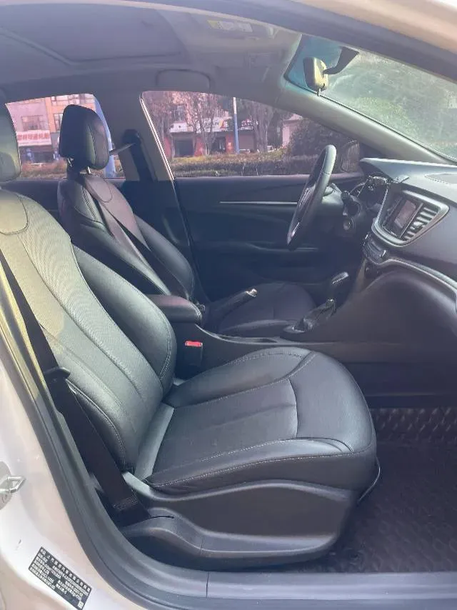 2021 Buick Excelle 1.5L 113HP L4 6AT,autocango,china used car exporter,china ev exporter,chinese used car exporter,chinese used ev exporter
