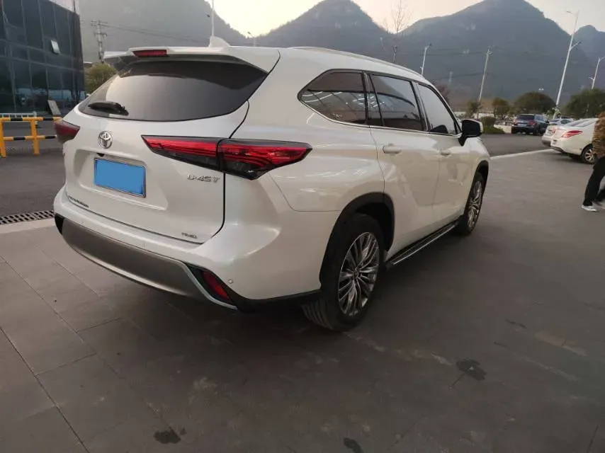 2022 Toyota Highlander 2.0T 248HP L4 8AT,autocango,china used car exporter,china ev exporter,chinese used car exporter,chinese used ev exporter
