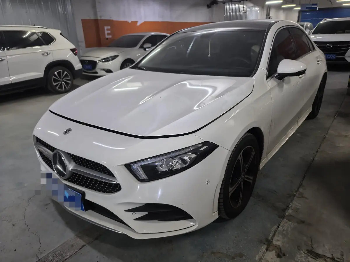 2022 Mercedes-Benz A Class 1.3T 163HP L4 7DCT