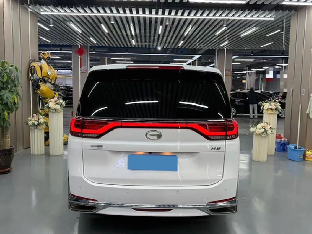 2021 GAC Trumpchi M8 2.0T 252HP L4 8AT,autocango,china used car exporter,china ev exporter,chinese used car exporter,chinese used ev exporter