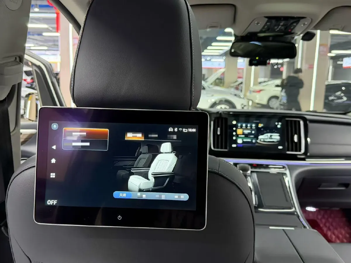 2021 GAC Trumpchi M8 2.0T 252HP L4 8AT,autocango,china used car exporter,china ev exporter,chinese used car exporter,chinese used ev exporter