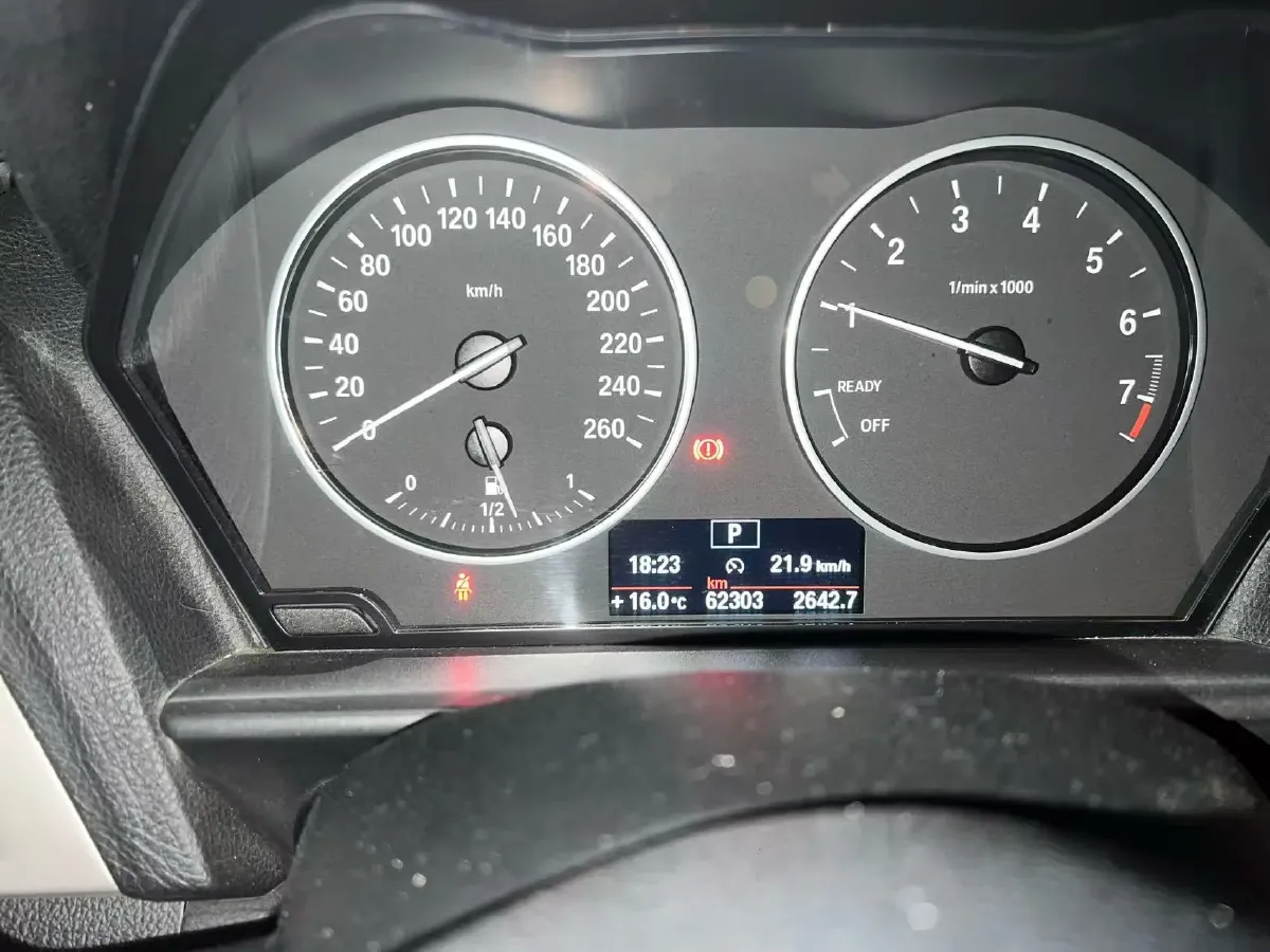 2013 BMW 1 Series 1.6T 170HP L4 8AT,autocango,china used car exporter,china ev exporter,chinese used car exporter,chinese used ev exporter