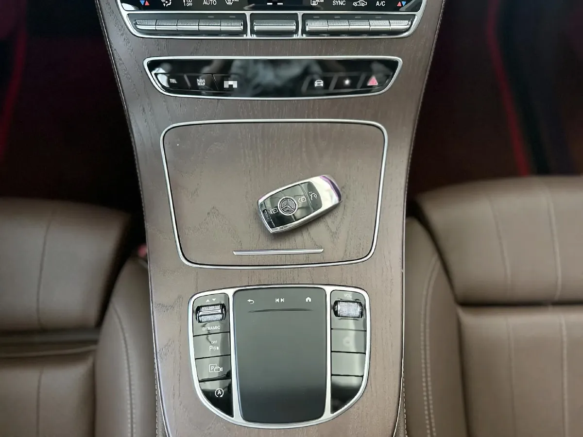 2023 Mercedes-Benz E Class 2.0T 258HP L4 9AT,autocango,china used car exporter,china ev exporter,chinese used car exporter,chinese used ev exporter