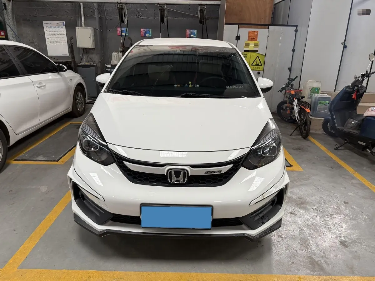 2022 Honda Fit 1.5L 131HP L4 CVT,autocango,china used car exporter,china ev exporter,chinese used car exporter,chinese used ev exporter