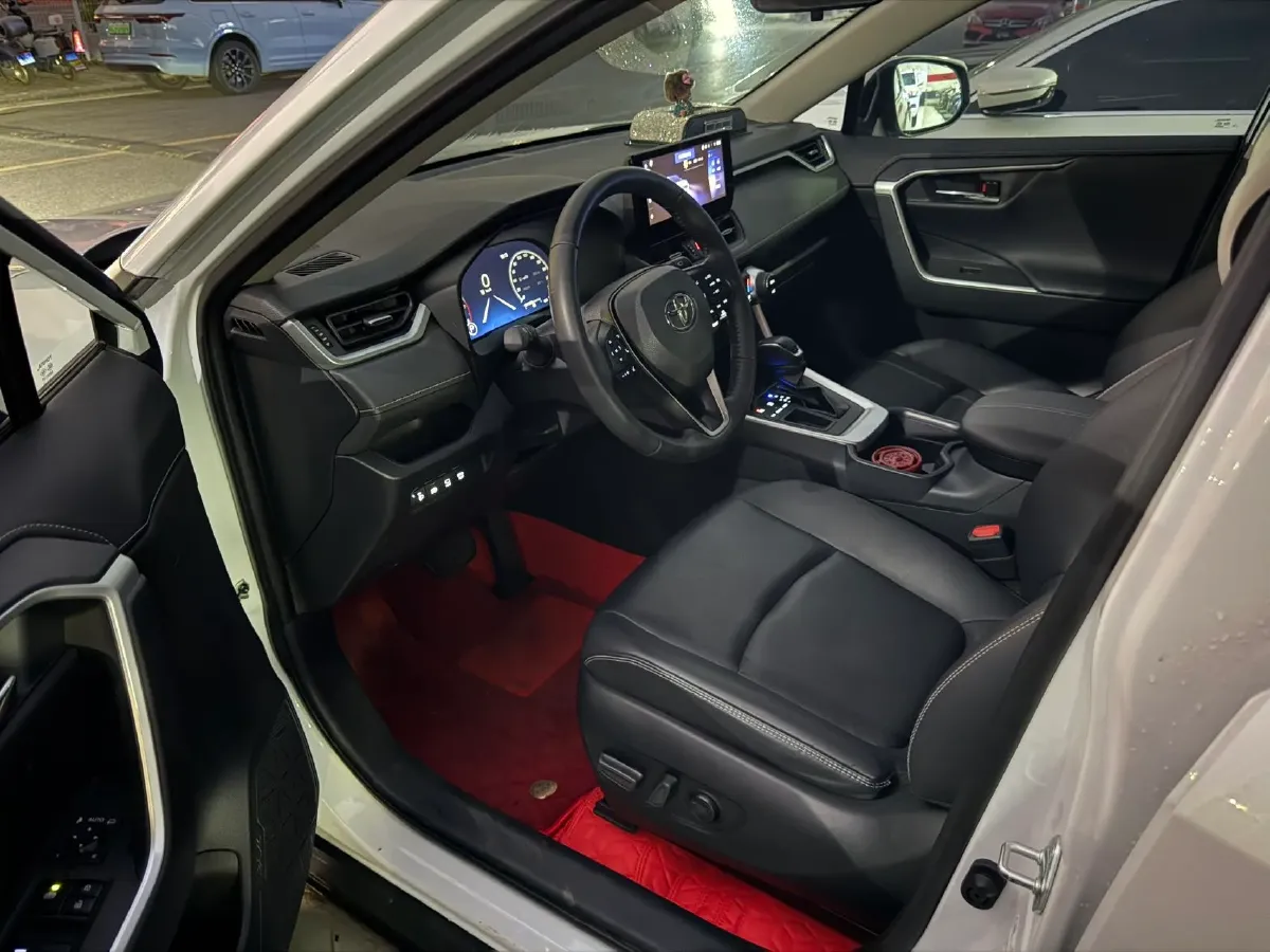 2023 Toyota RAV4 2.0L 171HP L4 CVT,autocango,china used car exporter,china ev exporter,chinese used car exporter,chinese used ev exporter