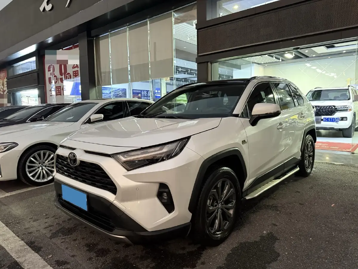 2023 Toyota RAV4 2.0L 171HP L4 CVT