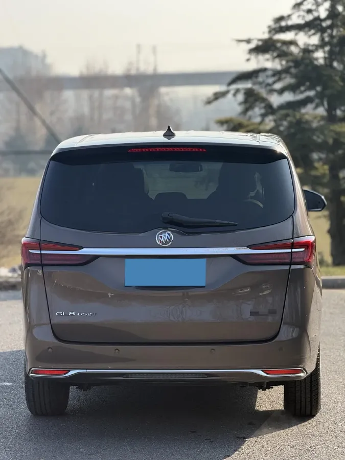 2022 Buick GL8 2.0T 237HP L4 9AT,autocango,china used car exporter,china ev exporter,chinese used car exporter,chinese used ev exporter