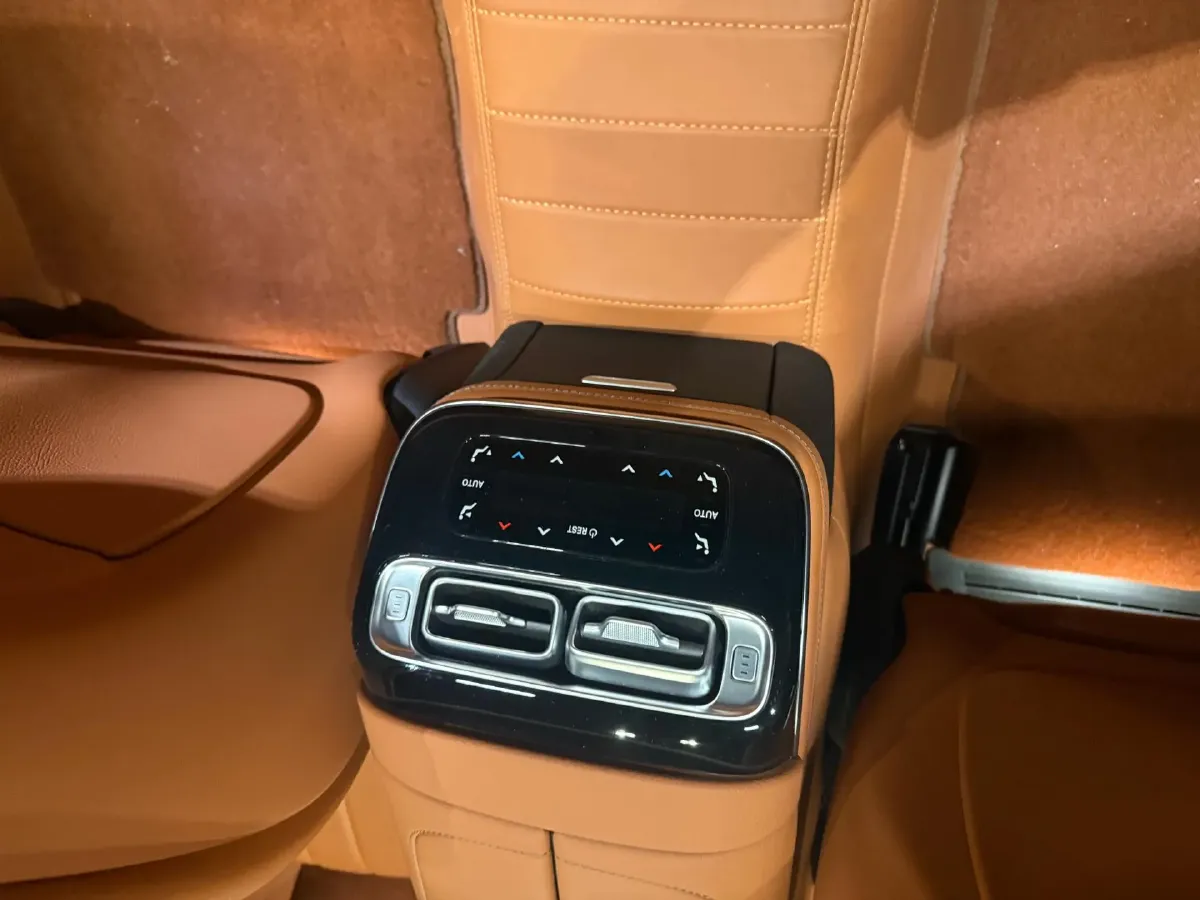 2024 Mercedes-Benz S Class 2.5T 313HP L6 9AT,autocango,china used car exporter,china ev exporter,chinese used car exporter,chinese used ev exporter