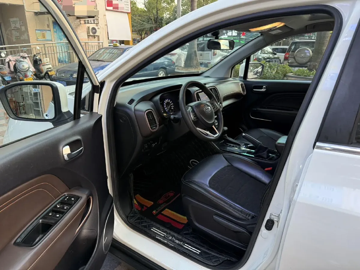 2017 GAC Trumpchi GS3 1.5L 114HP L4 6AT,autocango,china used car exporter,china ev exporter,chinese used car exporter,chinese used ev exporter