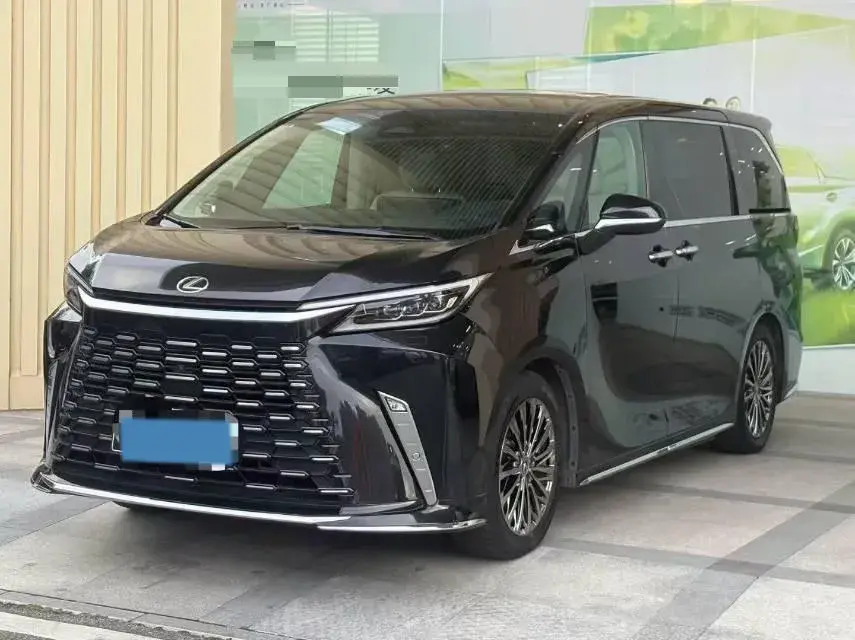2024 Toyota Alphard 2.5L 190HP L4 E-CVT Hybrid
