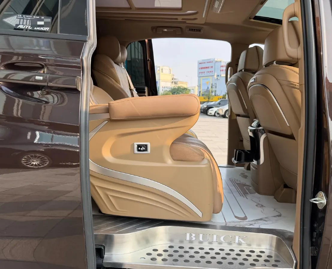 2022 Buick GL8 2.0T 237HP L4 9AT,autocango,china used car exporter,china ev exporter,chinese used car exporter,chinese used ev exporter