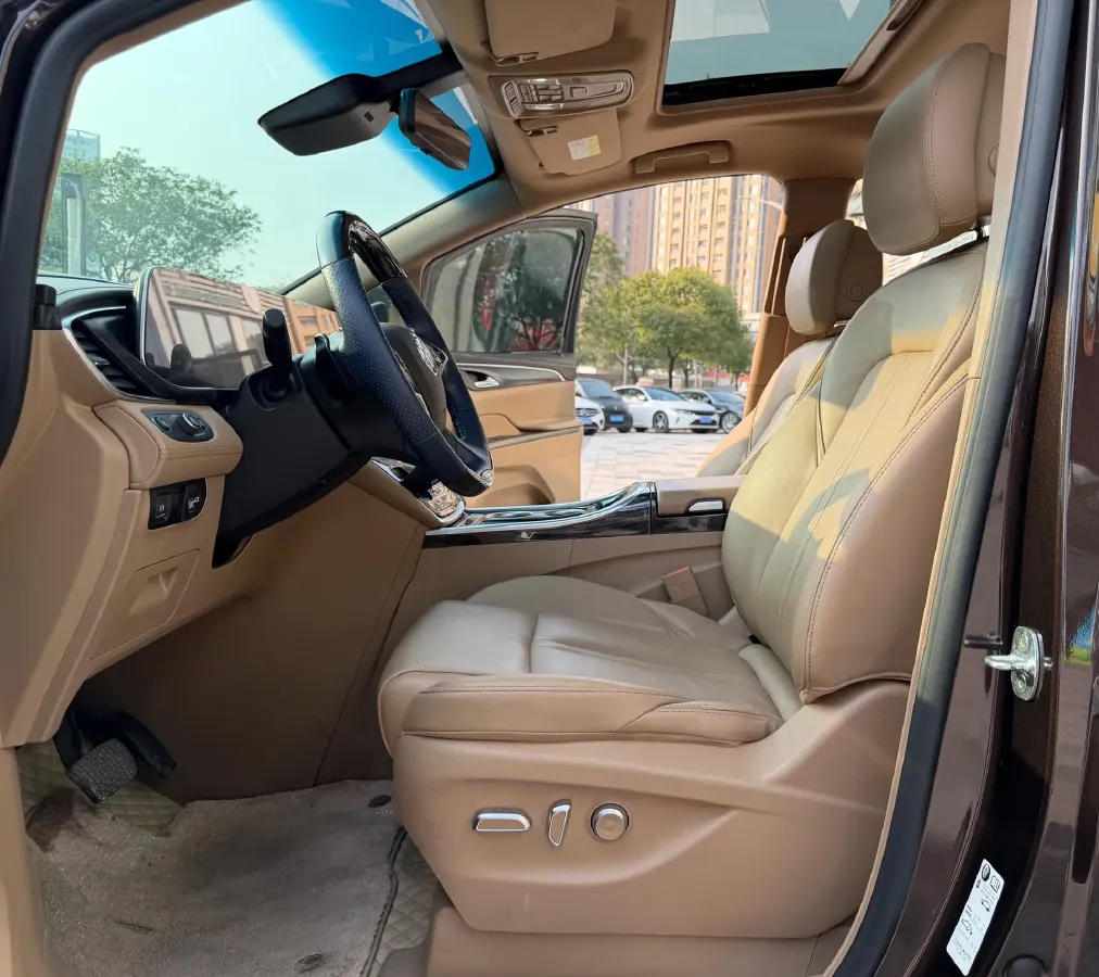 2022 Buick GL8 2.0T 237HP L4 9AT,autocango,china used car exporter,china ev exporter,chinese used car exporter,chinese used ev exporter