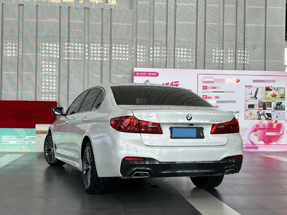 2020 BMW 5 Series 2.0T 252HP L4 8AT,autocango,china used car exporter,china ev exporter,chinese used car exporter,chinese used ev exporter