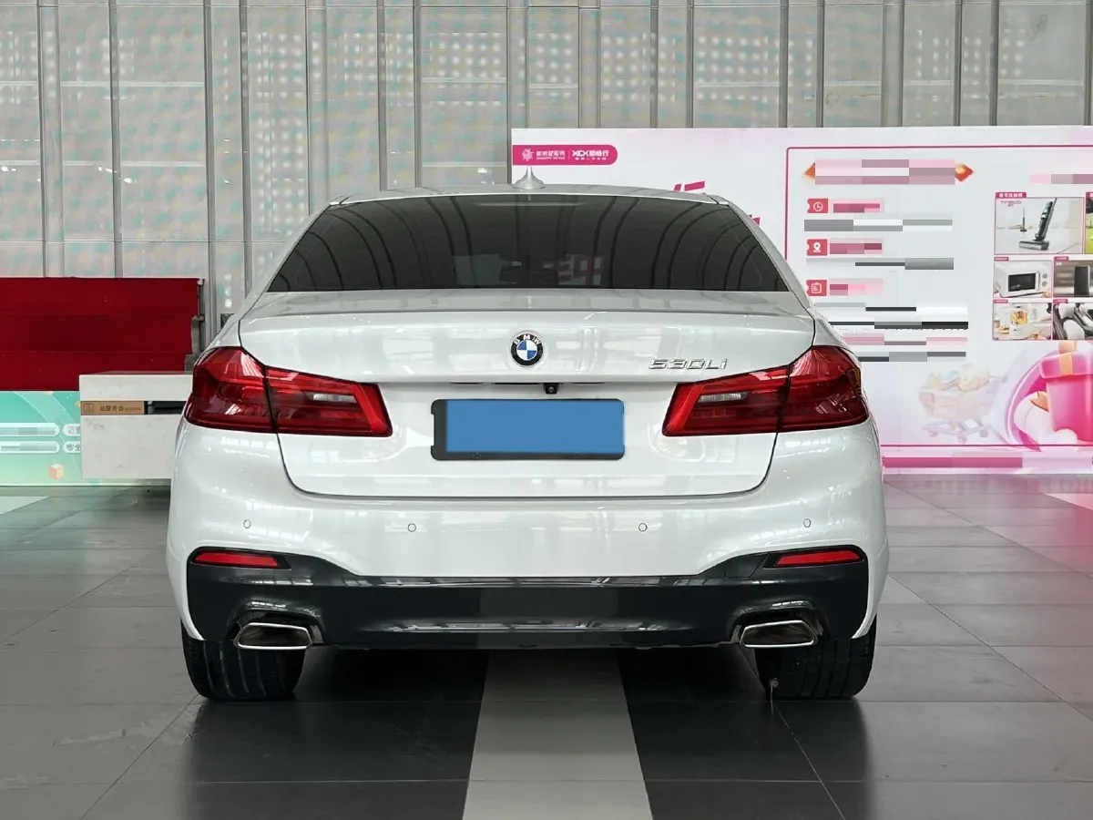 2020 BMW 5 Series 2.0T 252HP L4 8AT,autocango,china used car exporter,china ev exporter,chinese used car exporter,chinese used ev exporter