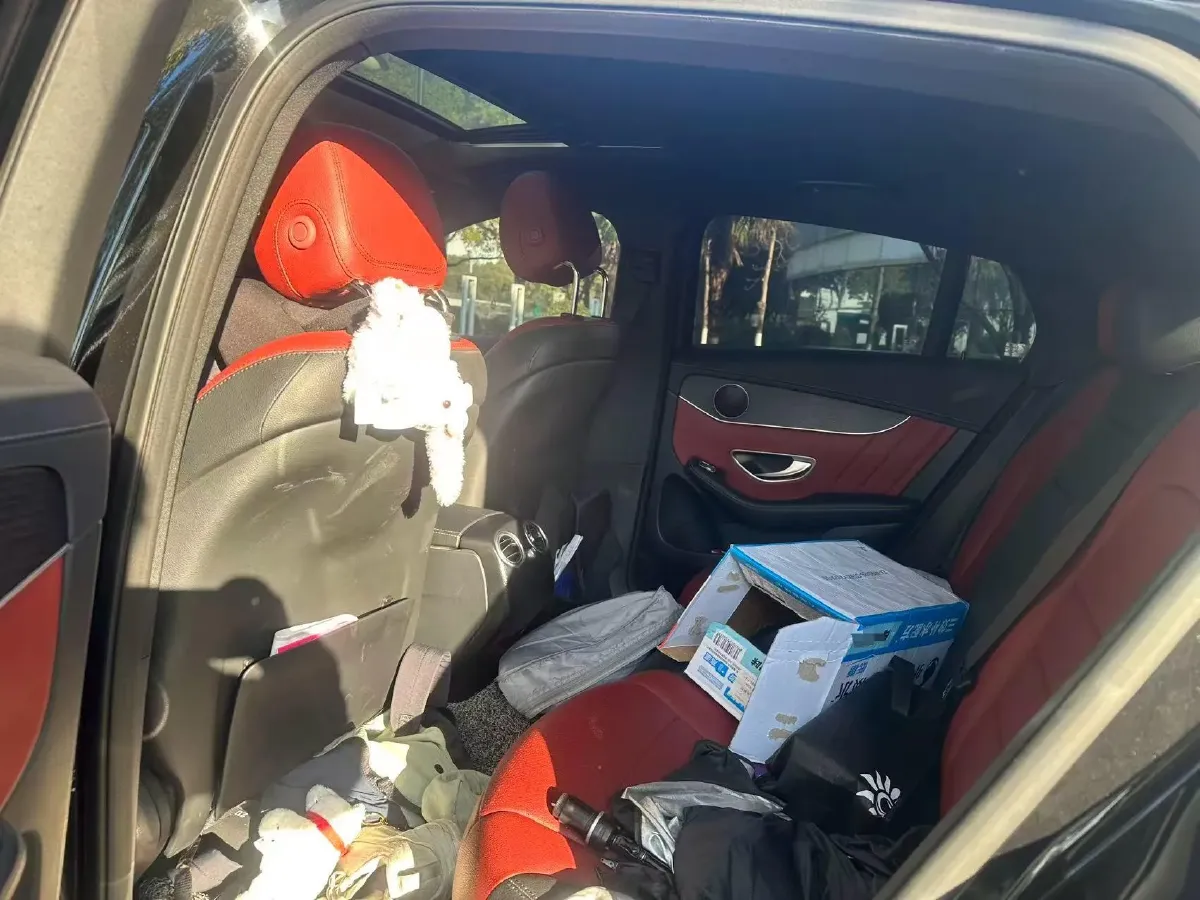 2022 Mercedes-Benz GLC Coupe 2.0T 258HP L4 9AT,autocango,china used car exporter,china ev exporter,chinese used car exporter,chinese used ev exporter