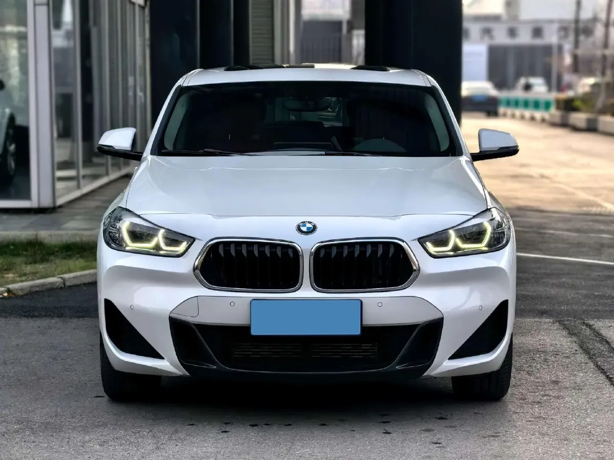 2021 BMW X2 2.0T 192HP L4 7DCT,autocango,china used car exporter,china ev exporter,chinese used car exporter,chinese used ev exporter