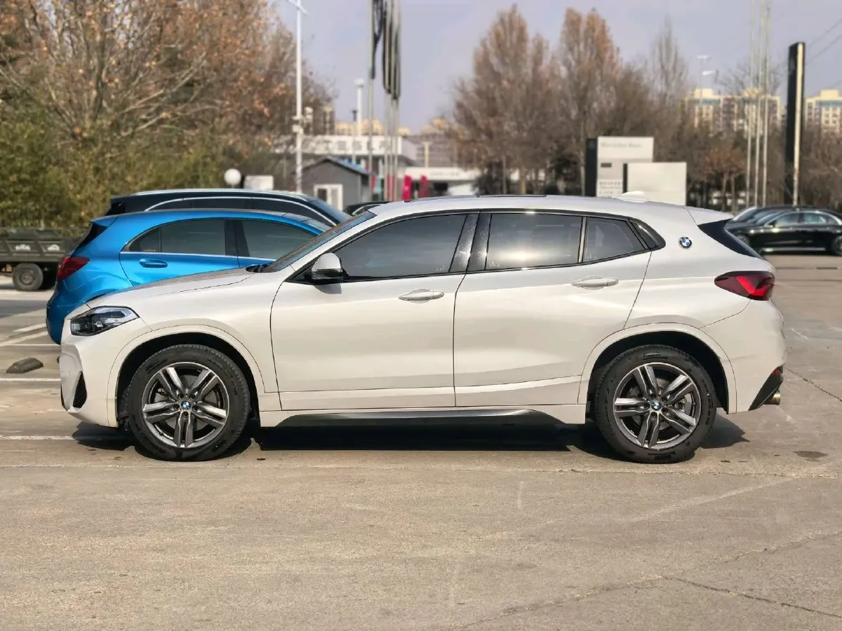 2021 BMW X2 2.0T 192HP L4 7DCT,autocango,china used car exporter,china ev exporter,chinese used car exporter,chinese used ev exporter