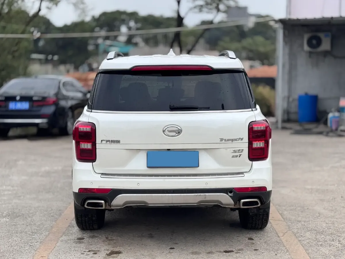 2017 GAC Trumpchi GS8 2.0T 201HP L4 6AT,autocango,china used car exporter,china ev exporter,chinese used car exporter,chinese used ev exporter