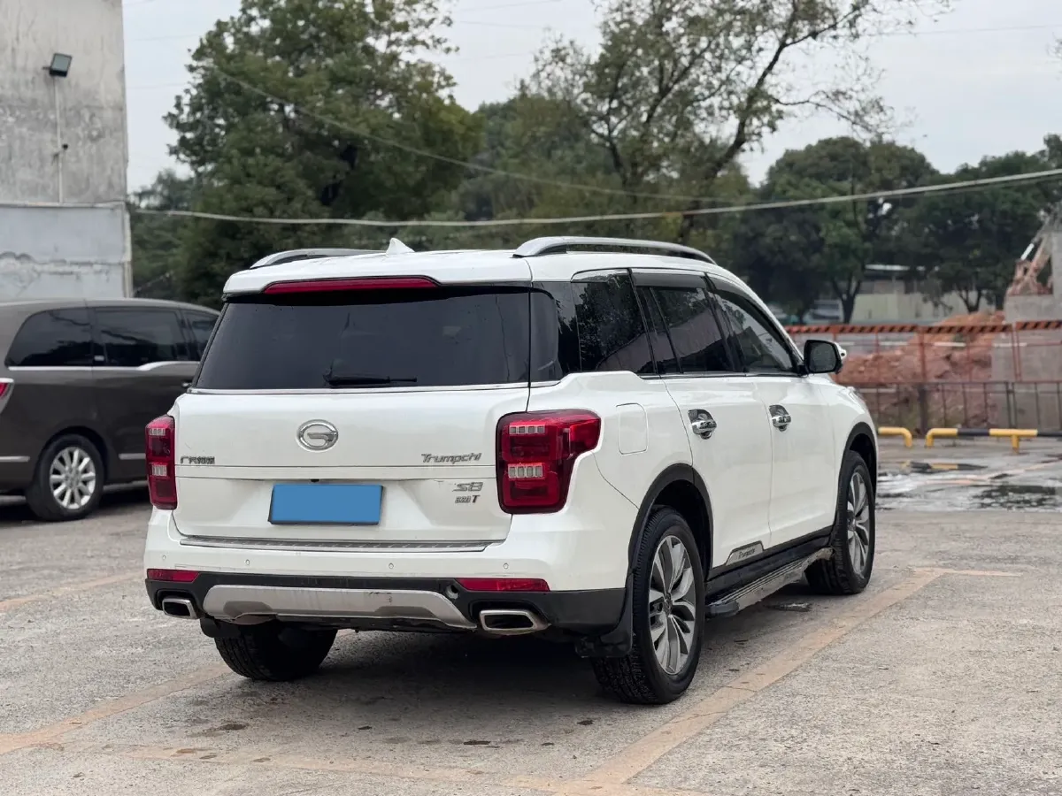 2017 GAC Trumpchi GS8 2.0T 201HP L4 6AT,autocango,china used car exporter,china ev exporter,chinese used car exporter,chinese used ev exporter