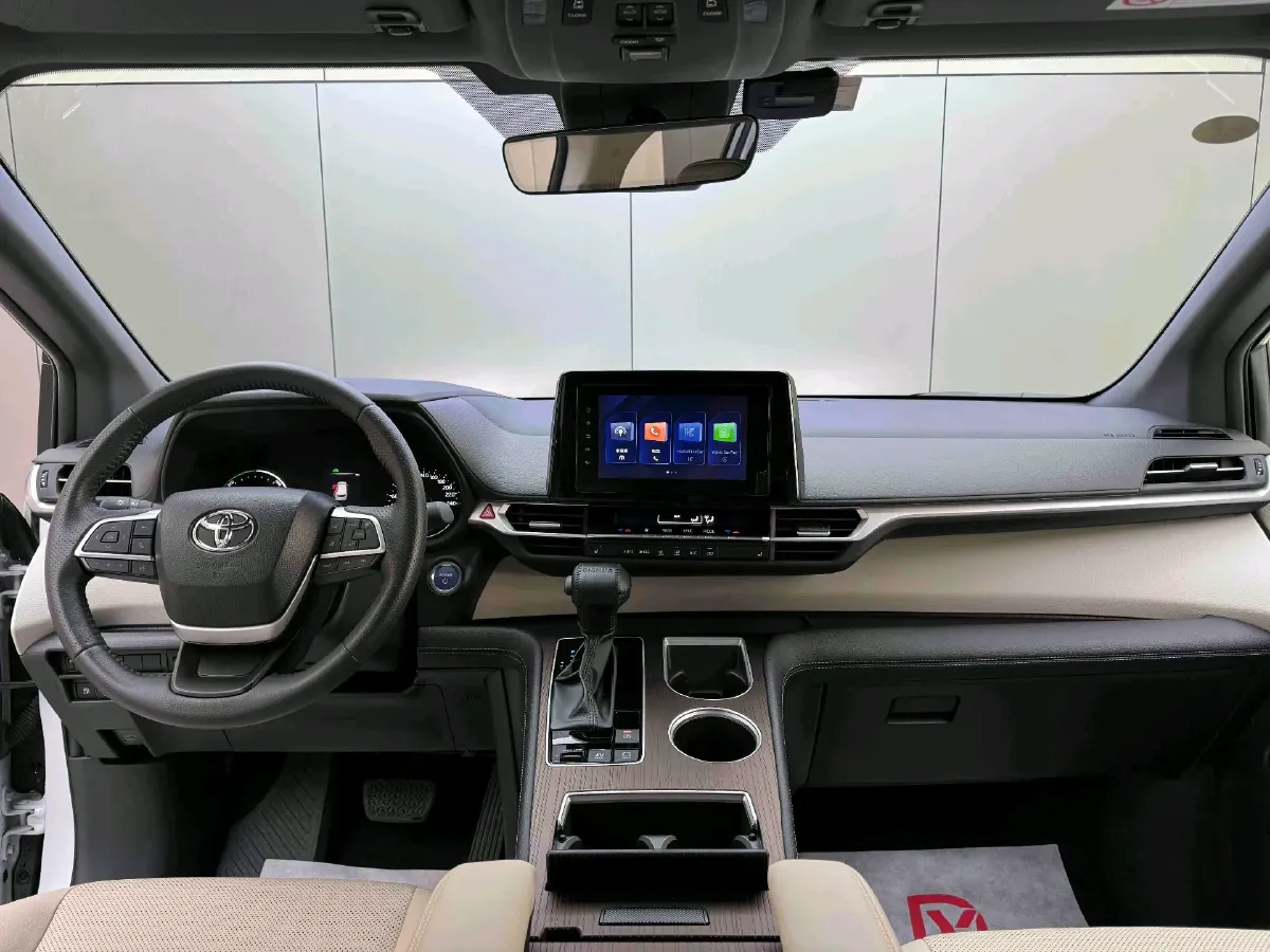 2023 Toyota Sienna 2.5L 189HP L4 E-CVT Hybrid,autocango,china used car exporter,china ev exporter,chinese used car exporter,chinese used ev exporter